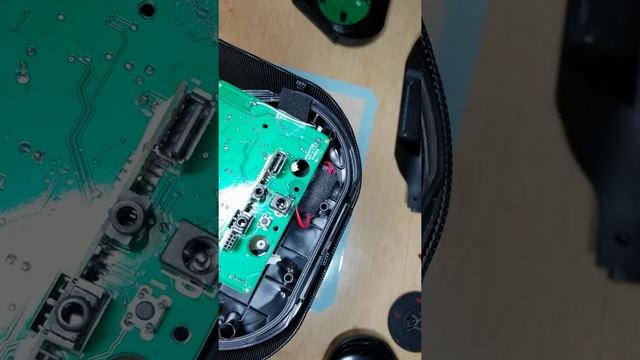 Monster Blaster Black Disassembly or for Battery Replacement смотреть онлайн