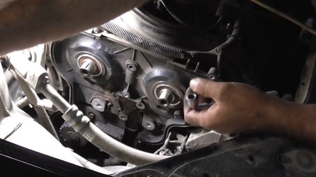 Замена помпы приора 16 клапанов смотреть онлайн