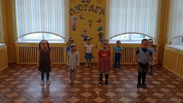 Поздравление с праздником 23 февраля смотреть онлайн