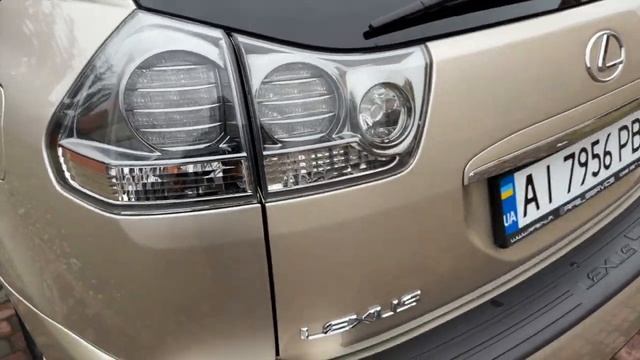 Надежный кроссовер с приятным расходом и хорошей динамикой. Lexus RX 400h 2006год 3.3 гибрид. смотреть онлайн