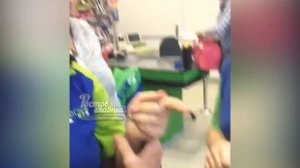 Малолетний воришка в Фикс прайсе