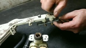 Замена водяного клапана, стиральной машинки автомат.