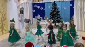 Танец "Елочек" младшая группа