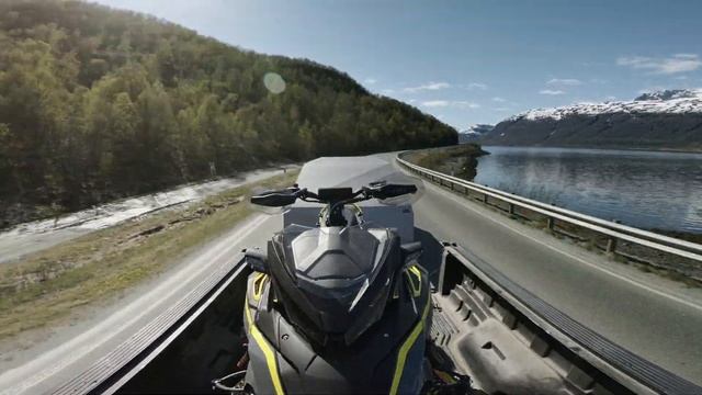 Lynx Road Trip - Hunt for Snow смотреть онлайн