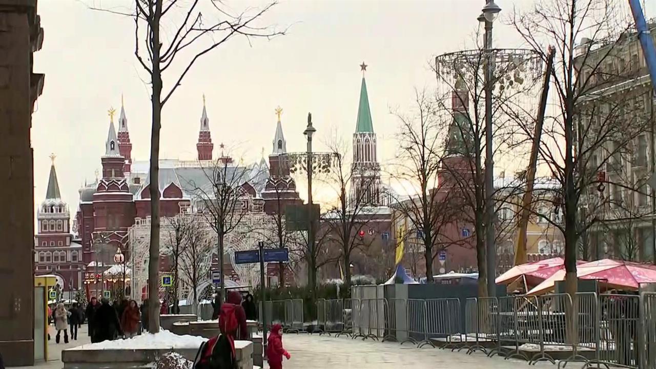В Москве Тверская улица станет пешеходной из-за фестиваля "Путешествие в Рождество"