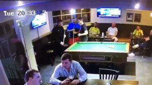 Ушатал так ушатал)))Бильярд.Кий.Кулак.