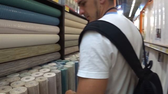 КУПИЛИ ОБОИ И КОЕ-ЧТО К ПУТЕШЕСТВИЮ?? смотреть онлайн