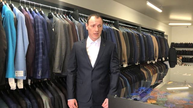 Костюм на свадьбу на спортивное телосложение смотреть онлайн