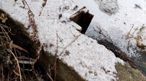 ? МОЩНАЯ ПЕТАРДА + ЛЁД ❄️ ТОП ПЕТАРД НА ЛЬДУ? РАЗНЕСЛО ЛЕД В КЛОЧЬЯ ❄️ВЗРЫВАЕМ ПЕТАРДЫ НА ЛЬДУ?САЛЮ
