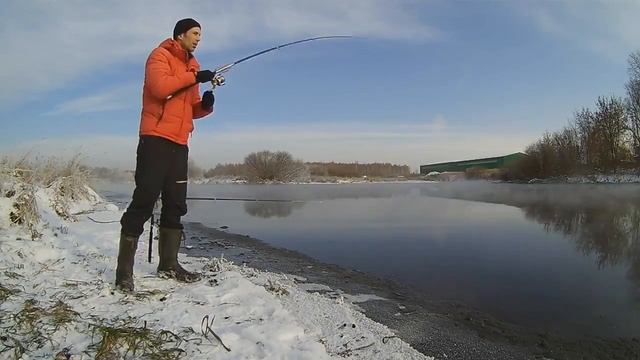 УДОЧКА САМОПОДСЕКАТЕЛЬ С АЛИЭКСПРЕСС НА КАРАСЯ СВОИМИ РУКАМИ РЫБАЛКА 2017 АВТО Удочка с подсекателе смотреть онлайн