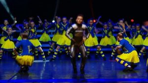 ЭЦ Апельсин. Ансамбль «Непоседы» - «Подарок» (720p).mp4