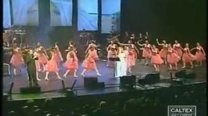 Персидка поет на Армянском