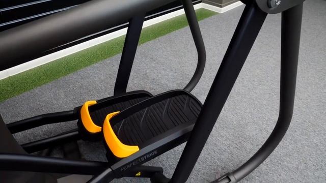 Обзор эллиптического эргометра MATRIX A50XIR смотреть онлайн