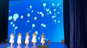 БЕЛЫЕ ШАРИКИ -Пос. ЧУЛЬМАН Якутия ( коррекционный детский садик) Рук. Ольга Доманская