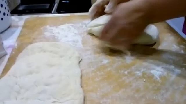 В гостях у мамы//Рыбный пирог с картофелем и яйцом. смотреть онлайн