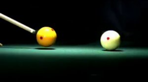 Биллиард (замедленная съемка)
