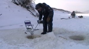 Зимняя рыбалка на р. Амур!!! Декабрь 2019. Щука, ленок, сиг!!!