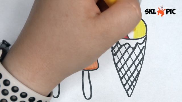 Bolalar uchun oson rasm chizish Рисование раскраска и раскрашивание игрушек мороженого для | Baby смотреть онлайн