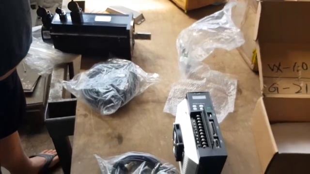 SERVOMOTOR 5.5KW и запуск оси Z