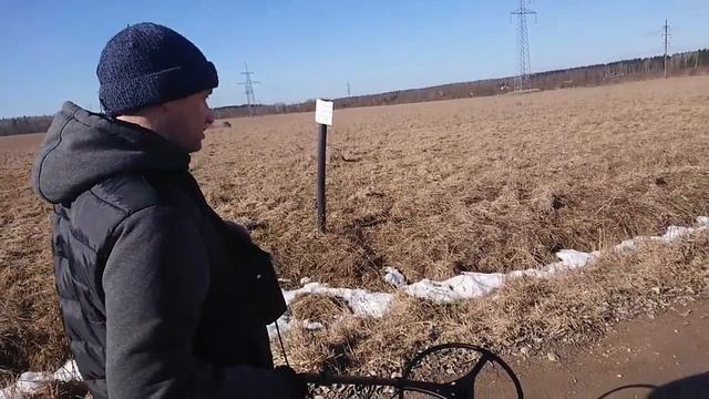 Работа импульсного глубинного металлоискателя Rex Land Craft под ЛЭП!