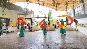 Восточный танец с платком и веелами.