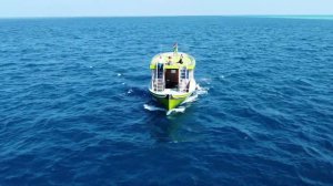 Индийский океан в районе Дифуши, Мальдивы, вид с коптера