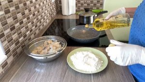 Хек жареный , очень сочный! Фантастический соус к рыбе.