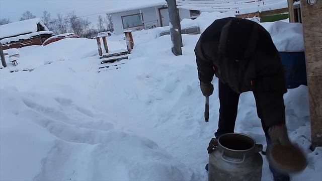 How Do We Shower at -71°C (-95°F) | Yakut village, Siberia смотреть онлайн