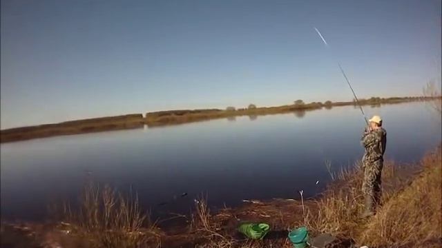 Лещ на фидер, апрель 2012 (для fishtour).wmv смотреть онлайн