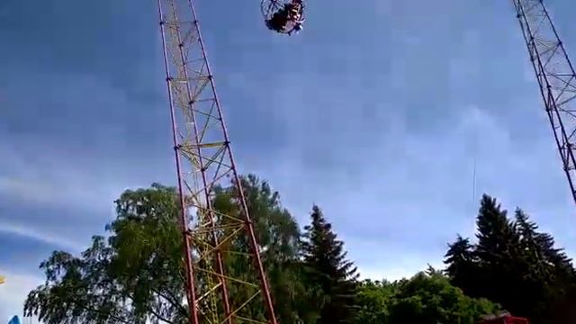 Парк аттракционов в Питере катапульта! Супер! Там надо быть! смотреть онлайн