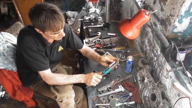 Ремонт Двигателя Мотоцикла Чезет 250 (CZ 250) с перепресовкой Коленвала 4 Часть смотреть онлайн