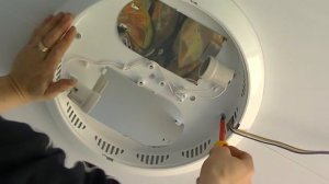 Установка наружного светильника. Накладной светильник. Краснодар