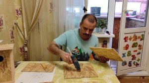 Как сделать КОРМУШКУ ДЛЯ ПТИЦ? Просто и Быстро!