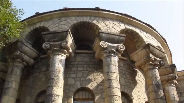 ESSENTUKI смотреть онлайн