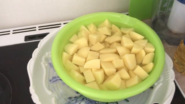 VLOG. Рецепт картошки с мясом в мультиварке. Рецепт. Картошка с мясом. Мультиварка REDMOND.