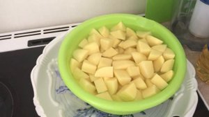 VLOG. Рецепт картошки с мясом в мультиварке. Рецепт. Картошка с мясом. Мультиварка REDMOND.