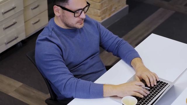 Простой на производстве? Дефицит товаров? Наложение санкций и ограничений? Выход есть!