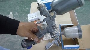 Купил Anest Iwata W-400 Bellaria сравниваю с Sata 3000 RP