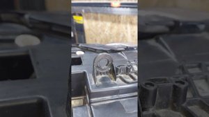 Ремонт пластика. Ремонт крепления фары БМВ Х5. Пайка пластика. Ремонт фары