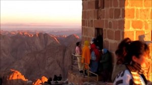 СИНАЙ  ГОРА ПРОРОКА МОИСЕЯ СВІТАНОК НА ВЕРШИНІ