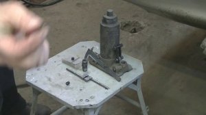 Домкрат на 3 тонны . Лайфхак . Ремонт