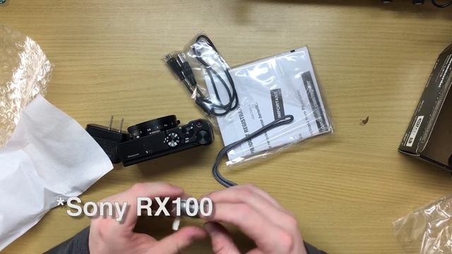 Panasonic Lumix DMC-LX10 unboxing