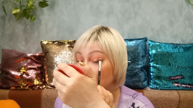 БОЛТЛИВАЯ СОБИРАЛКА / НАШИ БУДНИ! / МАКИЯЖ ИЗ КОСМЕТИЧКИ!!!