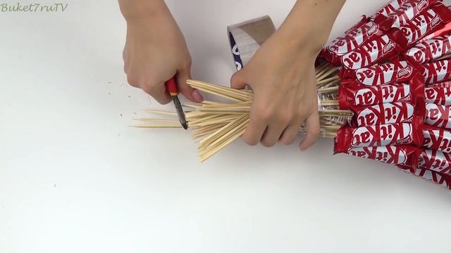 Букет из Кит Кат и Кока Кола за 15 минут. Diy Подарки своими руками