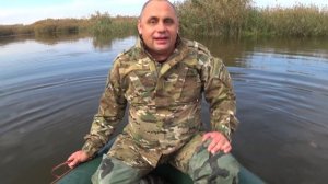 Рыбалка Кастинговой сетью с резиновой лодки на Бесконечных каналах