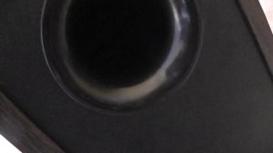 MISSION M35i świszczący bass reflex