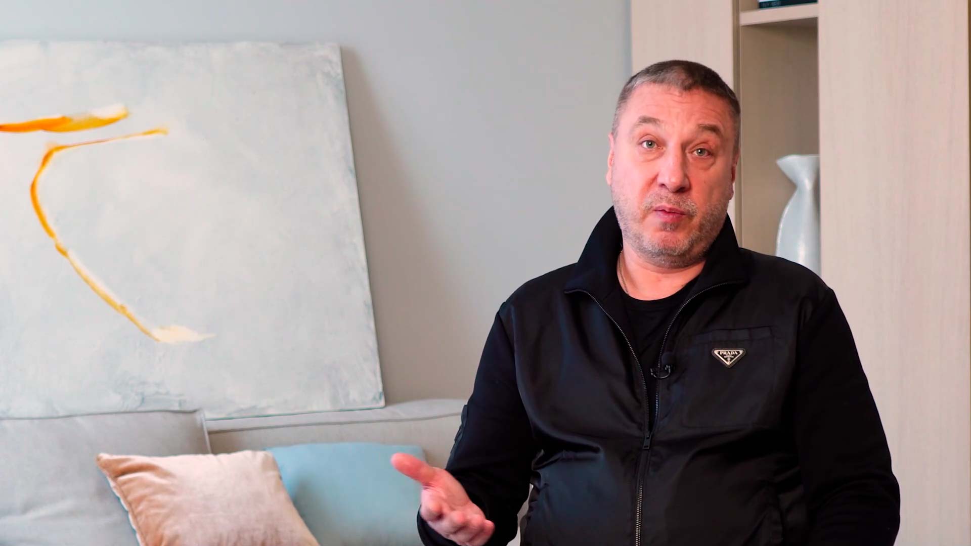 Отзыв Заказчика о дизайнерском ремонте квартиры «под ключ» в ЖК Счастье на Соколе смотреть онлайн