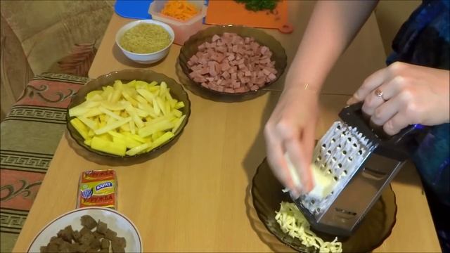 Сырный суп - с сухариками, вермишелью и колбасой смотреть онлайн