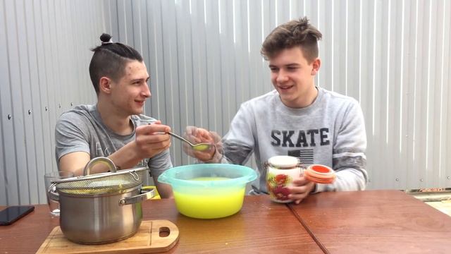 Можно ли из двух апельсинов сделать два литра сока? смотреть онлайн