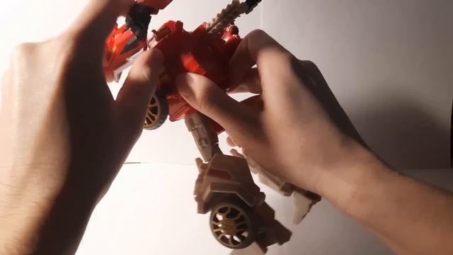 Transformers Legasy Blaster - обзор на фигурку, история персонажа, и фигурок. смотреть онлайн